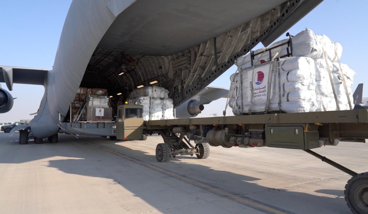 Qatar delivers 54 tons of aid and a field hospital to assist the people in Gaza